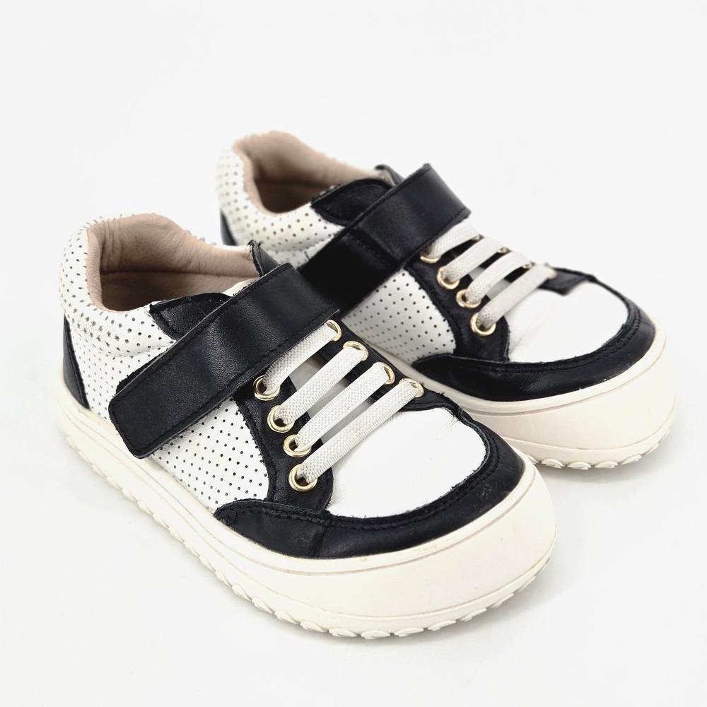Little Love Bug Kids Leather Sneakers Black White Perforated Strap Shoes Size 8